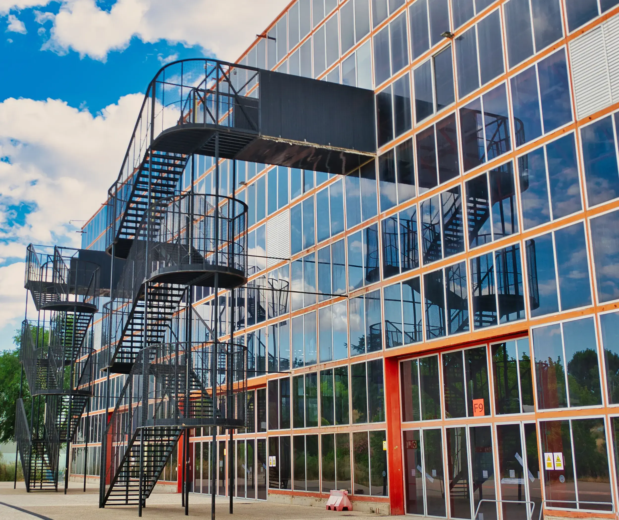 Exhibition stand builders near Casa de Campo Exhibition Centre