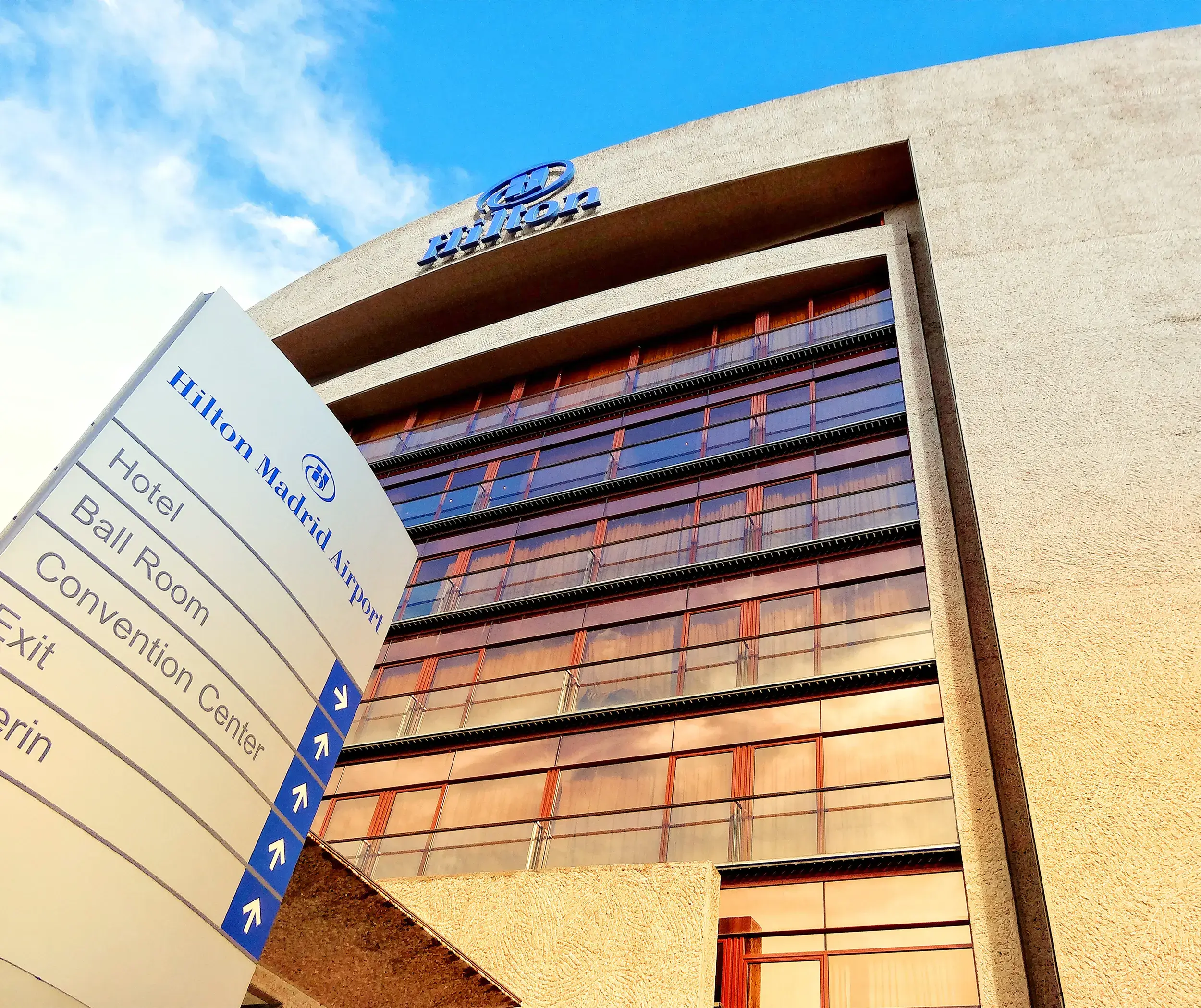 Exhibition Stand Builders near Hilton Madrid Airport