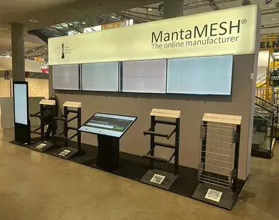 Touchscreen engagement for mantamesh